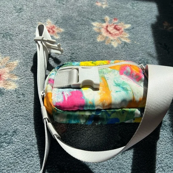 Lululemon Athletica Multicolor Abstract Colors Belt Bag crossbody - Picture 5 of 7